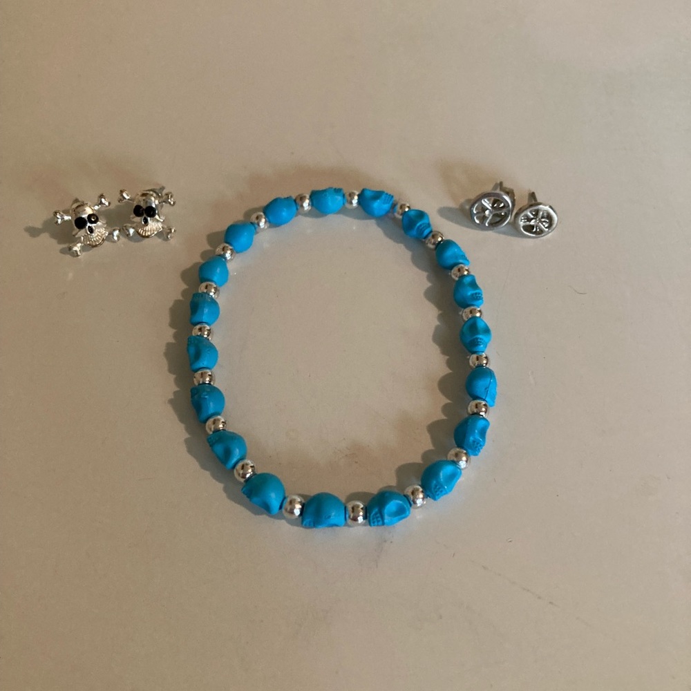 Children’s costume jewelry bundle FREE w/10$ purchase